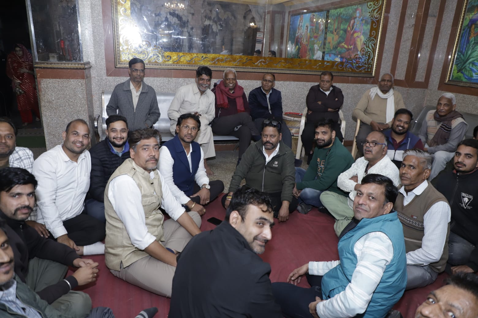 फतहनगर कपड़ा व्यापार संघ की बैठक में लिया गौ सेवा का निर्णय
