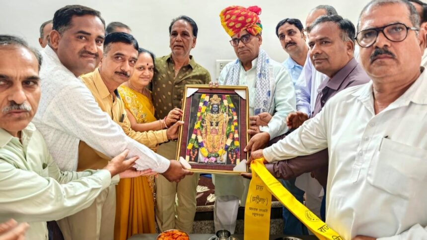 अखिल भारतीय राष्ट्रीय शैक्षिक महासंघ ने किया शिक्षा मंत्री का स्वागत