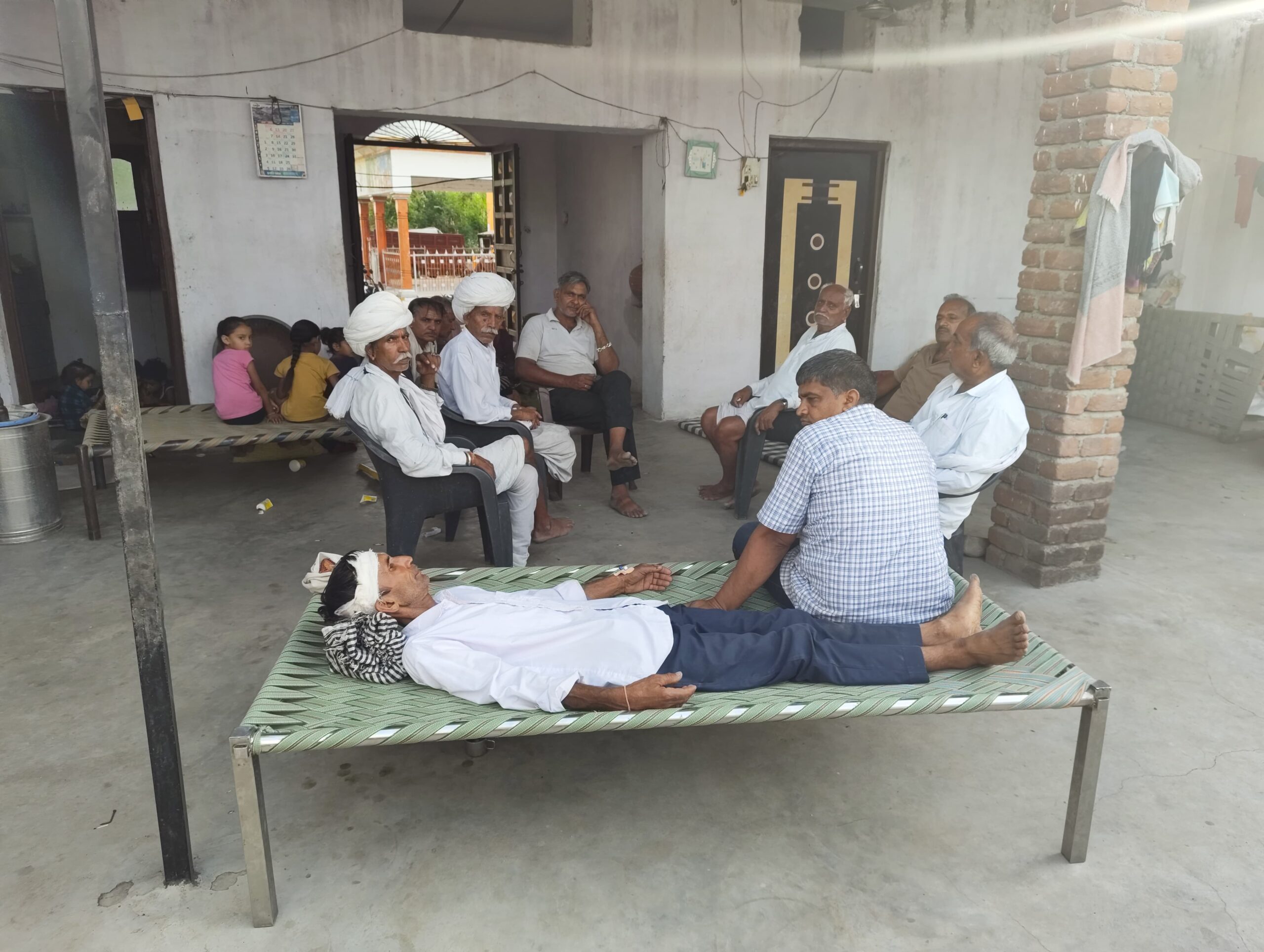 लदानी के टेरिया में देर रात चोरी, सरिये से वार कर चार तोला जेवर लूटे