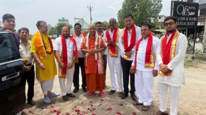 राम मंदिर ट्रस्ट के कोषाध्यक्ष गोविंद देव गिरि महाराज का फतहनगर में हुआ आत्मीय स्वागत
