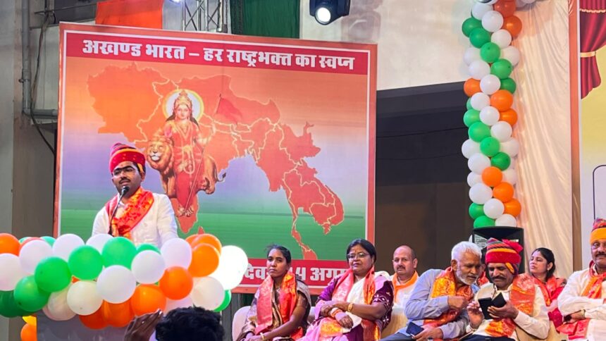 फतहनगर में निकली भव्य तिरंगा रैली, गूंजे देशभक्ति के जयकारे