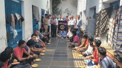 रक्षाबंधन पर लायंस क्लब ने उप कारागृह में बांधे रक्षा सूत्र